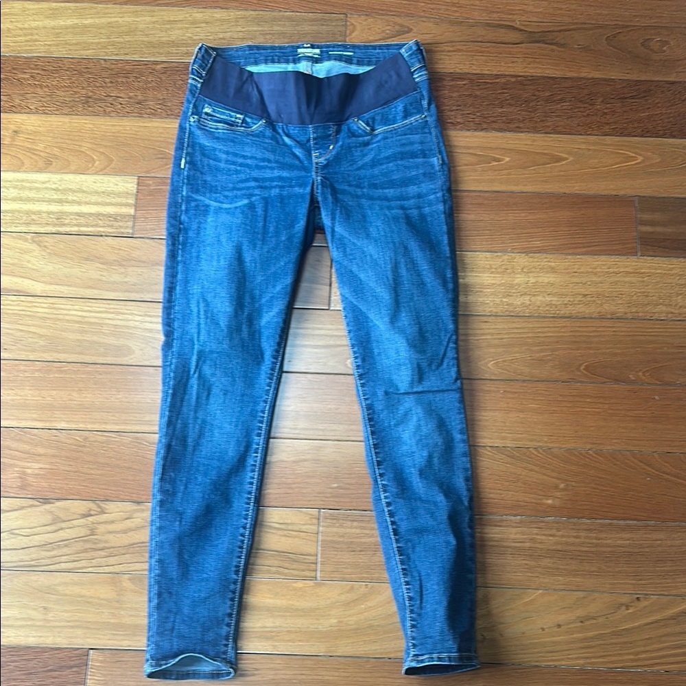 Women’s Maternity Levi Strauss Signature Jeans